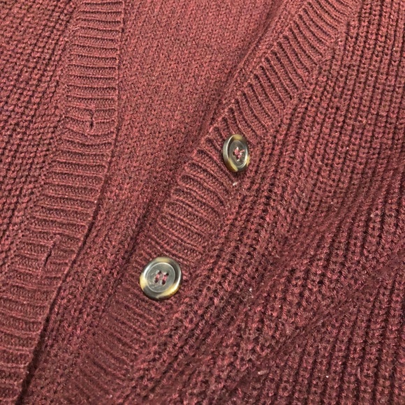maroon cardigan - Picture 4 of 5